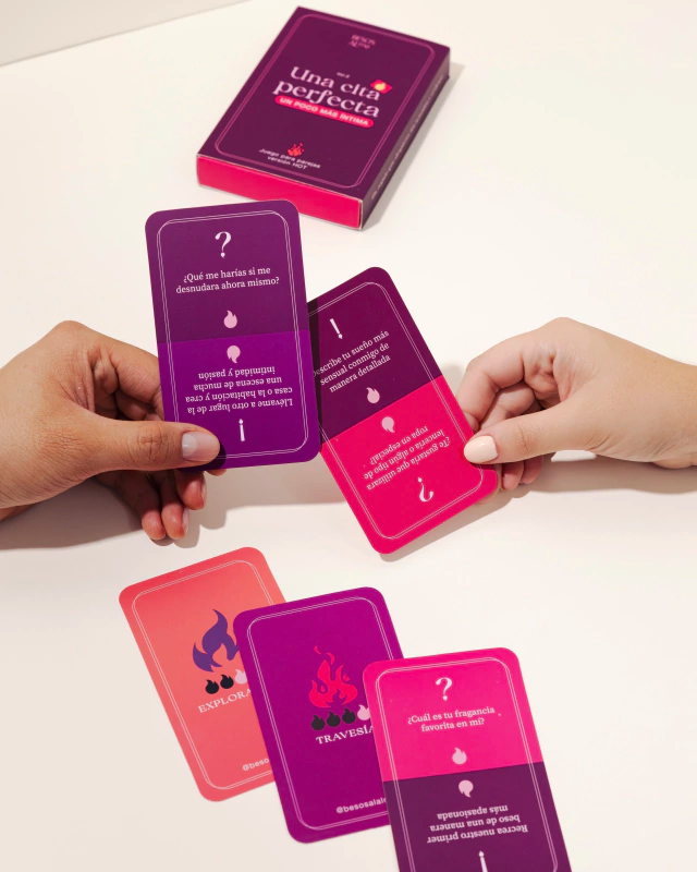 Juego de cartas (HOT) versión intimidad